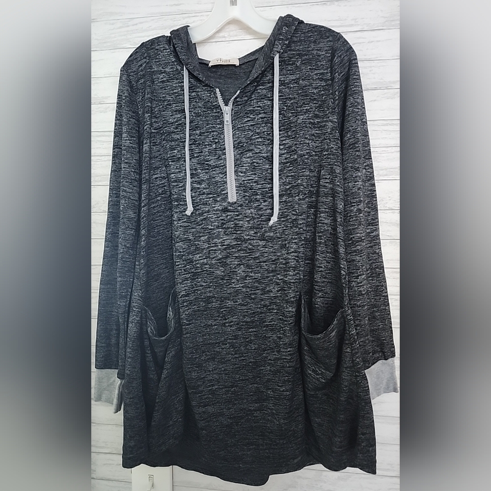 Vivilli Women's Large Gray Black Longsleeve Quarter Zip Hooded Top With Pockets